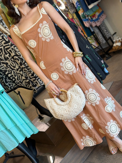 Caramel Crochet Bloom