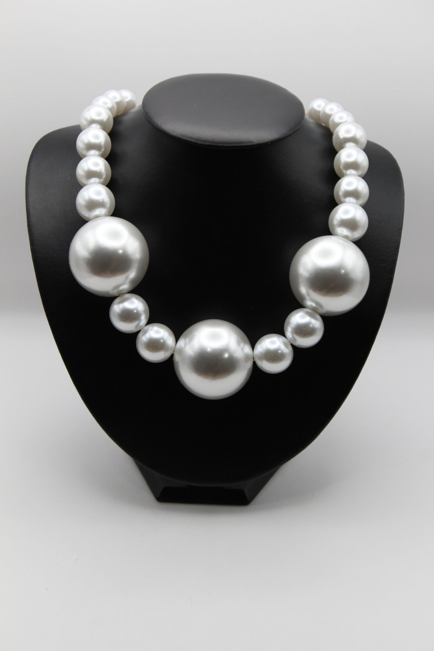 Grand Soirée Pearl Necklace